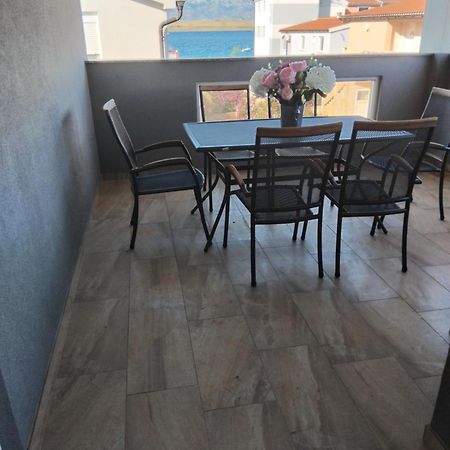 Apartment Dvorak Вир Екстериор снимка