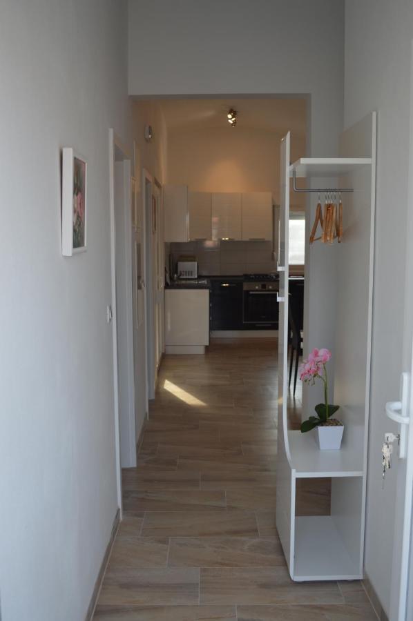 Apartment Dvorak Вир Екстериор снимка